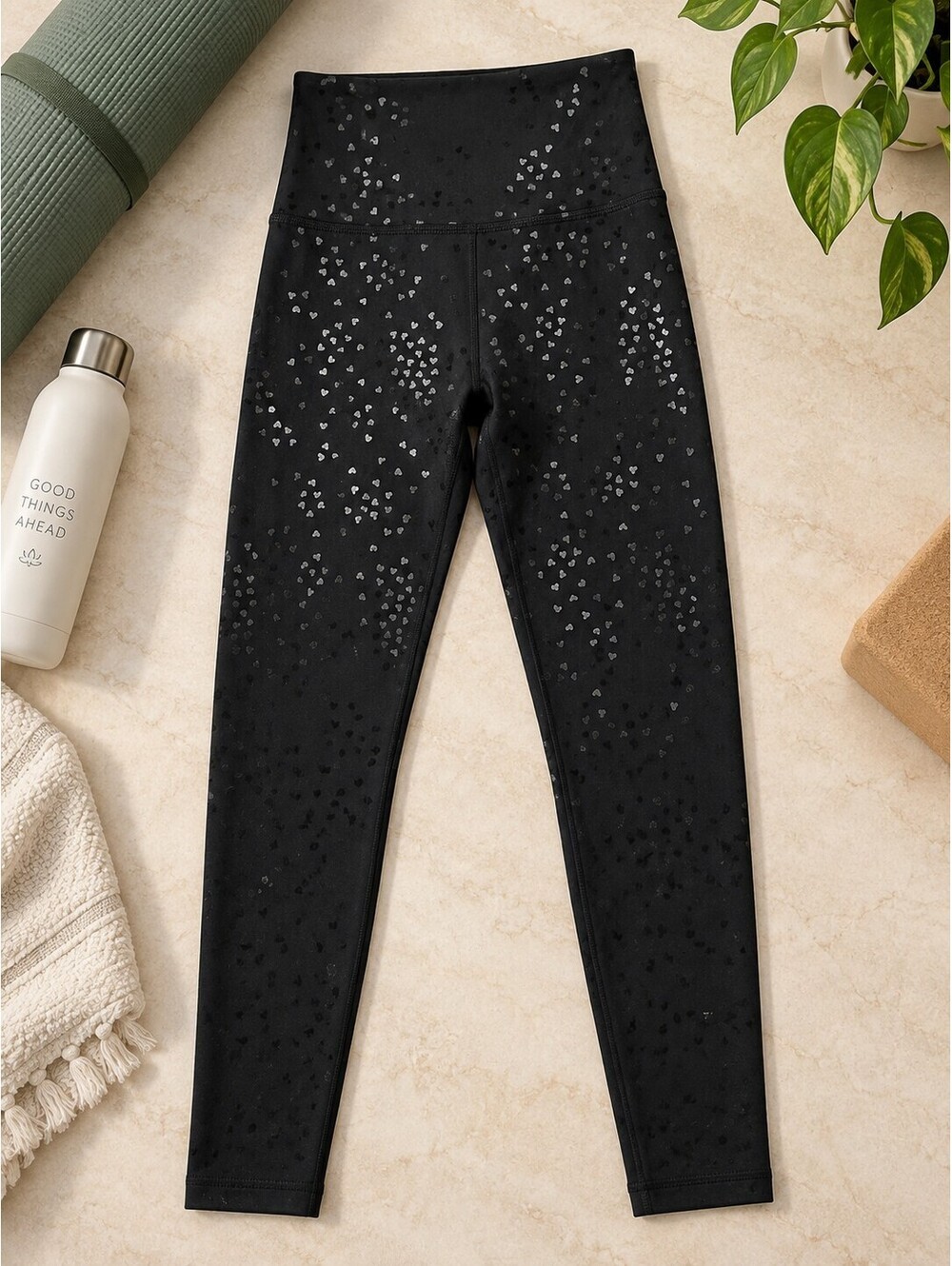 Beyond Yoga Shiny Black Foil Hearts Midi High Waisted Leggings Size Small S NWT